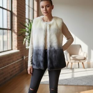 Vince Camuto Ombré Faux Fur Vest – Size Small